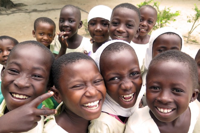 ガーナ北部から移住してきたムスリムの子どもたちも学校へ通いはじめました