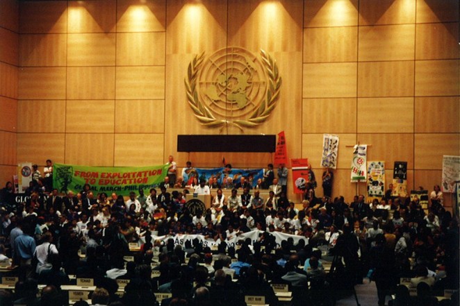 1998年、児童労働に反対するグローバルマーチはNGOとして初めて国際労働機関（ILO）の中に迎えられた