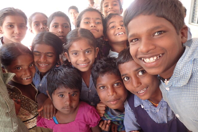 インドの子どもの写真